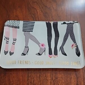 Fashionable Shoe Design Tray